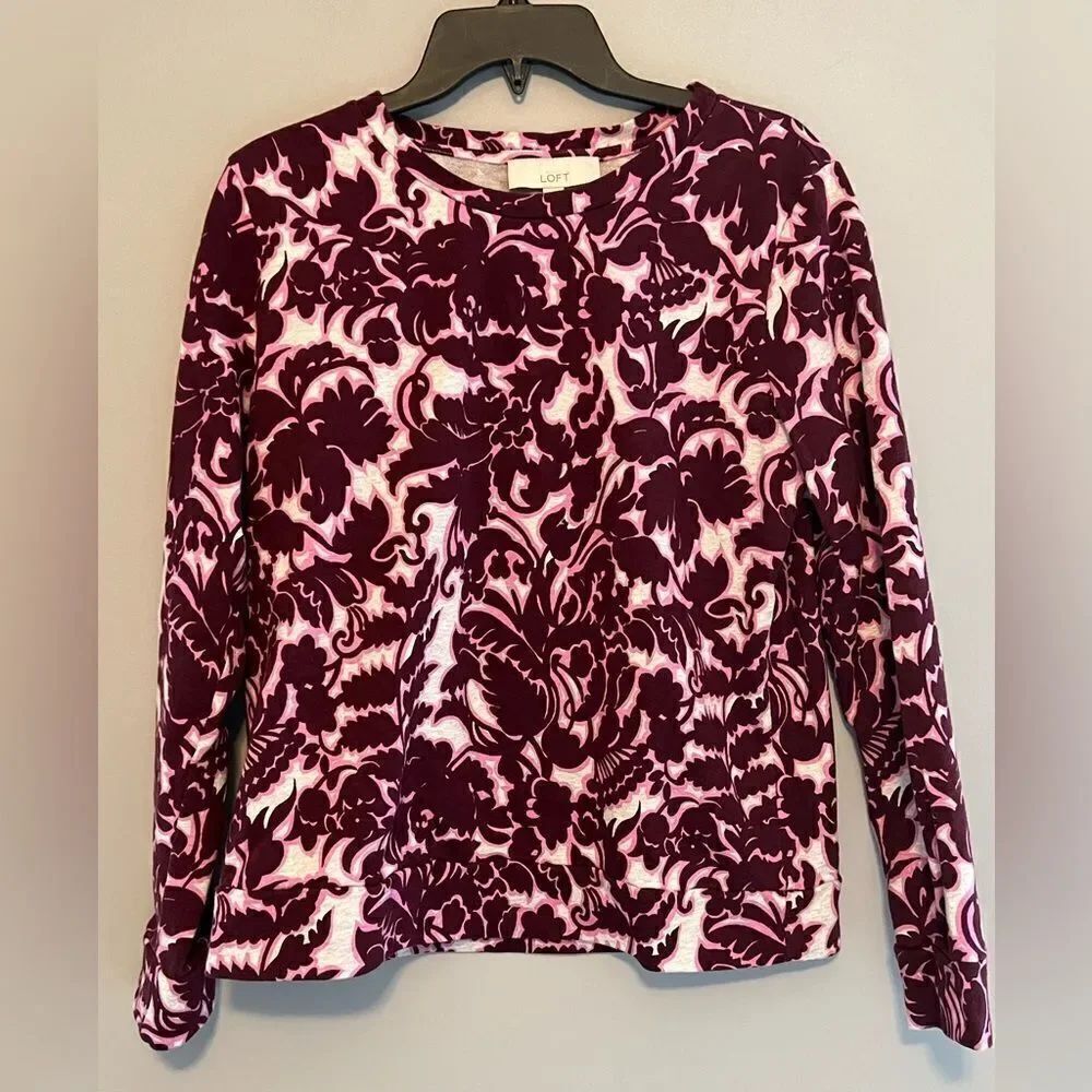 Loft Womens Lightweight Sweatshirt, size L